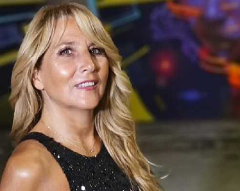 Jo Squillo, il suo dj set Instagram è il fenomeno mediatico della quarantena (video)
