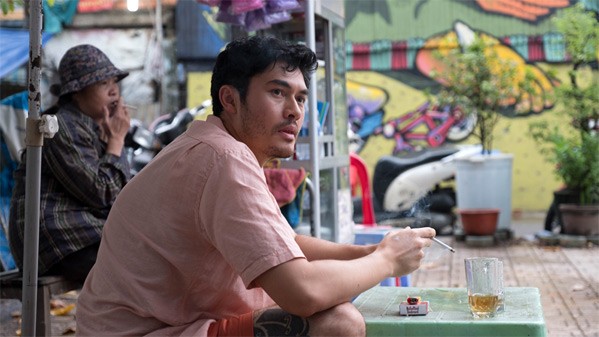 Monsoon: trailer del dramma con Henry Golding