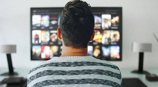 Coronavirus, pubblicità tv andrebbero ritirate?