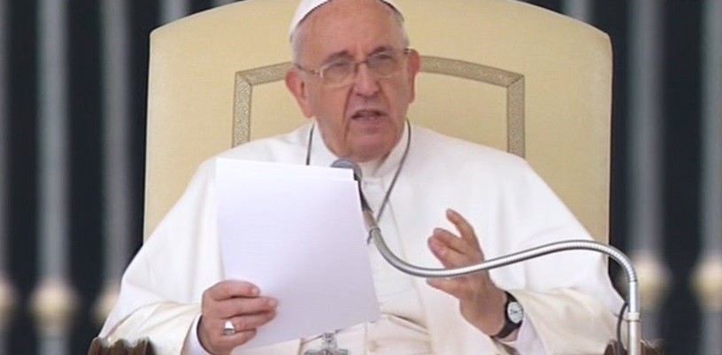 Tv2000, il rosario con il Papa visto da più di 4 milioni di persone. Ecco il commento del direttore