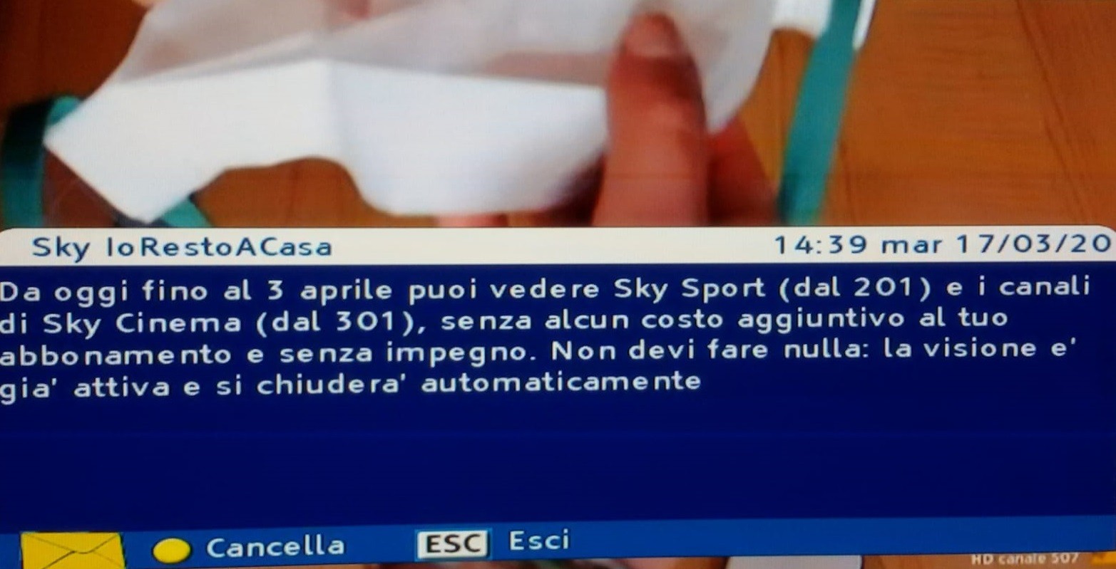 Coronavirus, regalo di Sky: gli abbonati potranno guardare i canali mancanti