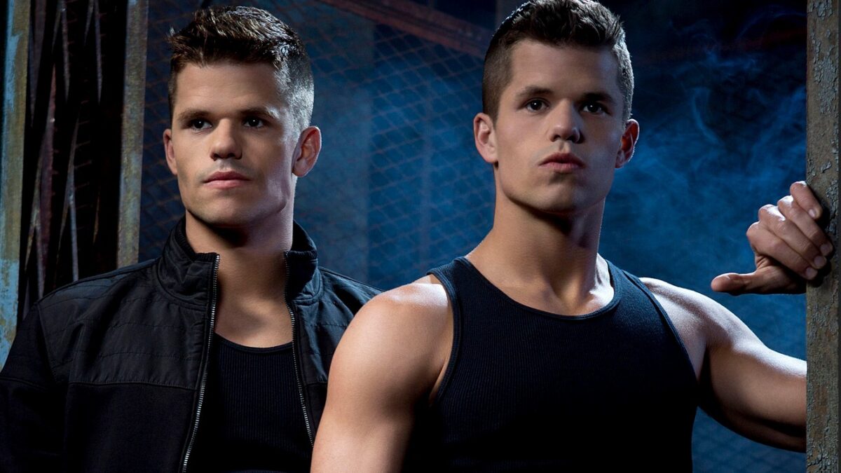 The Batman: nel cast anche i gemelli Carver della serie tv Teen Wolf