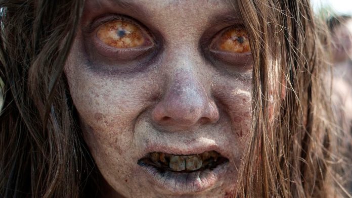 16 States: un film con pandemia zombie per il regista di Man in the Dark