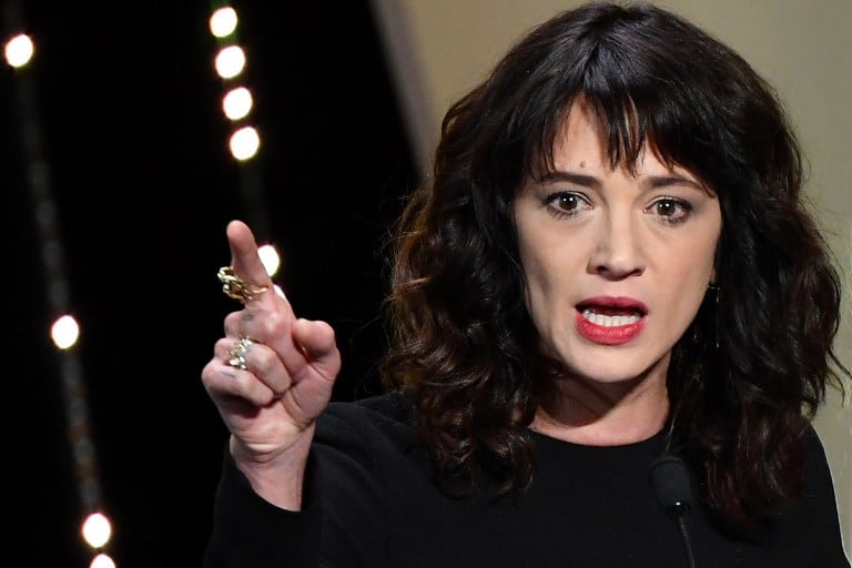 Asia Argento svela retroscena sull’incidente a Pechino Express: “Fatemi causa non me ne frega”. Ecco perché