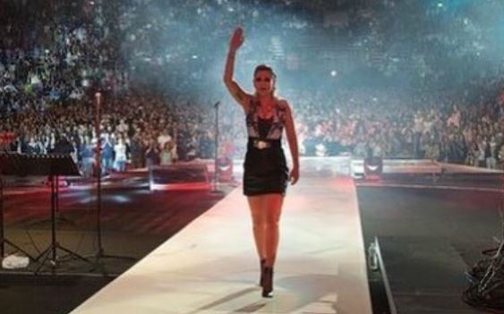 Emma all’Arena di Verona, concerto rinviato: “Era inevitabile. Ma è giusto così perché ho a cuore la mia salute e la salute di tutti”