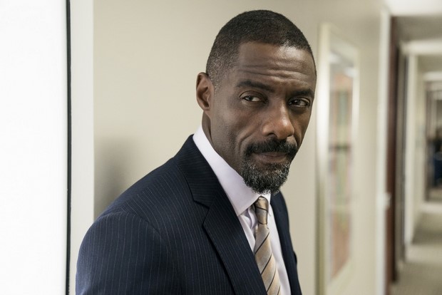 Coronavirus: Idris Elba aggiorna sul suo stato di salute (video)