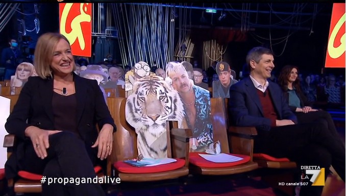 Propaganda Live tra Tiger King, la pallina di Conte e Bella Ciao: come stare sul pezzo nel tempo sospeso