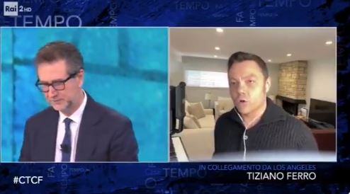 Tiziano Ferro chiede chiarimenti sui concerti nell’estate 2020 e sul web scoppia la polemica (video)