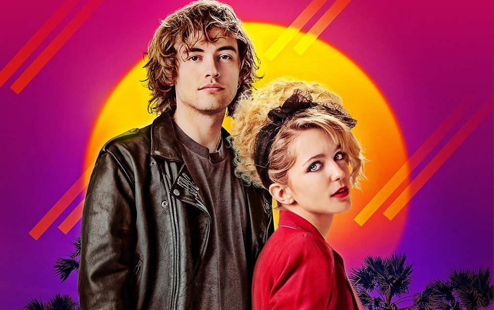 Valley Girl: trailer e poster della commedia musicale con Jessica Rothe