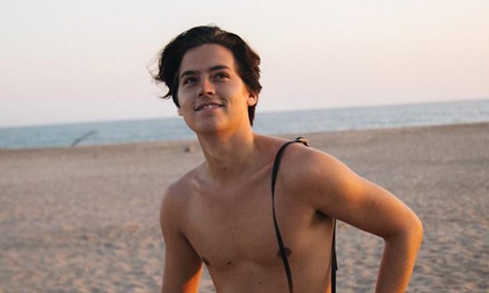 Cole Sprouse esclude un revival di Zack e Cody al Grand Hotel
