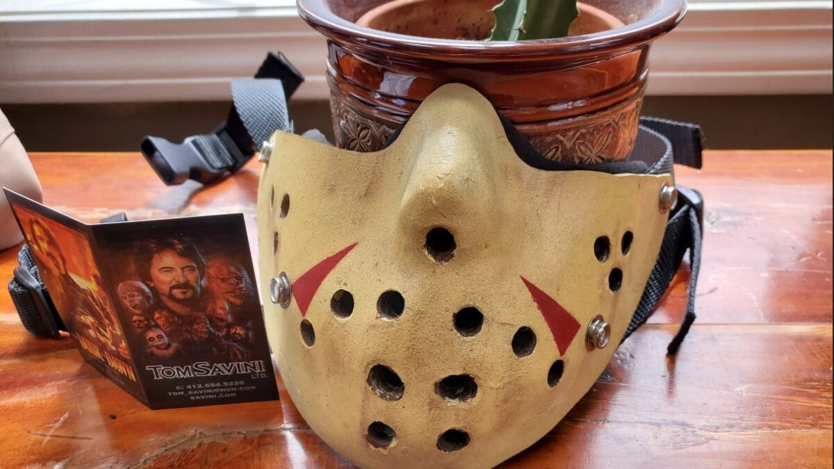 Venerdì 13: vanno a ruba le mascherine di Tom Savini ispirate a Jason Voorhees