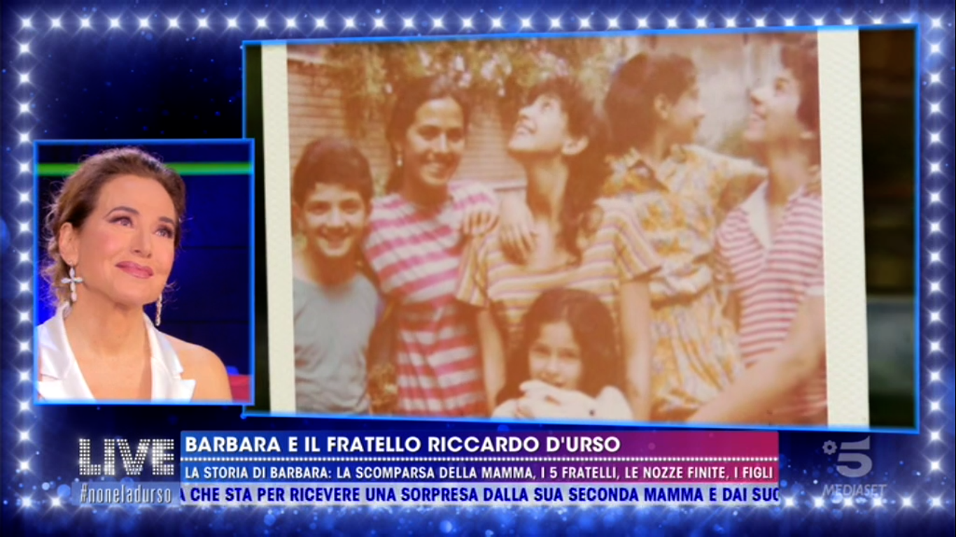Barbara d’Urso: sorpresa di compleanno a Live non è la d’Urso (VIDEO)