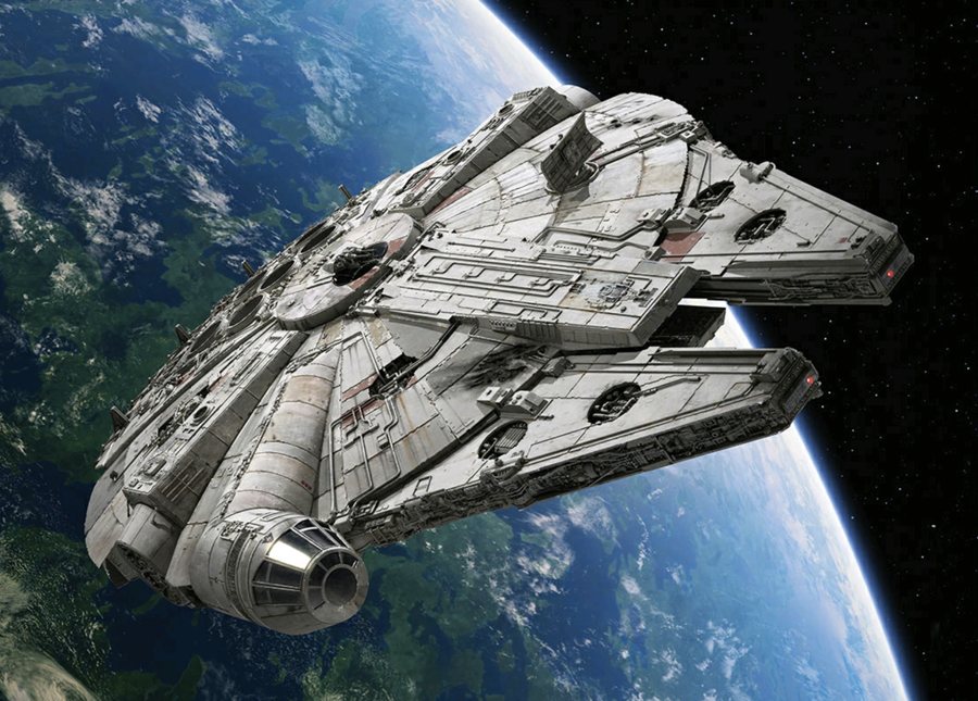 Millennium Falcon: 10 astronavi da cinema per celebrare la missione SpaceX