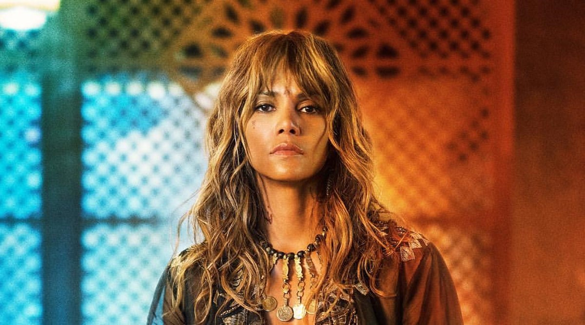 Moonfall: Halle Berry protagonista del thriller sci-fi di Roland Emmerich