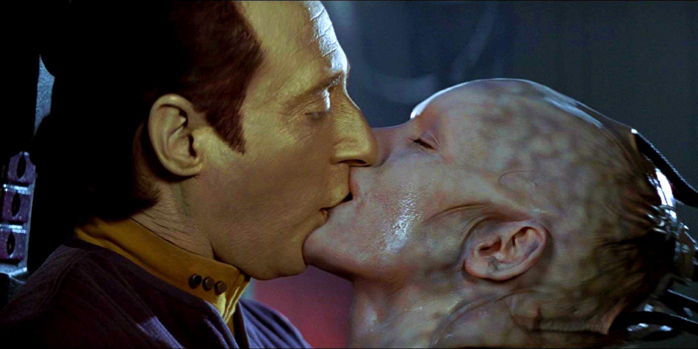 Star Trek: Data e la Regina Borg hanno fatto sesso in “Primo Contatto”
