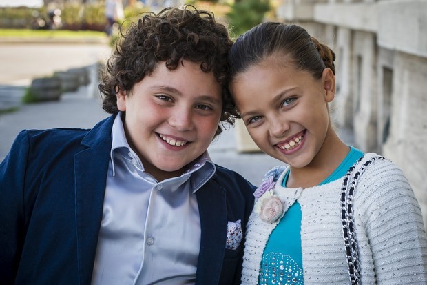 Stasera in tv: “Troppo napoletano” su Rai 2