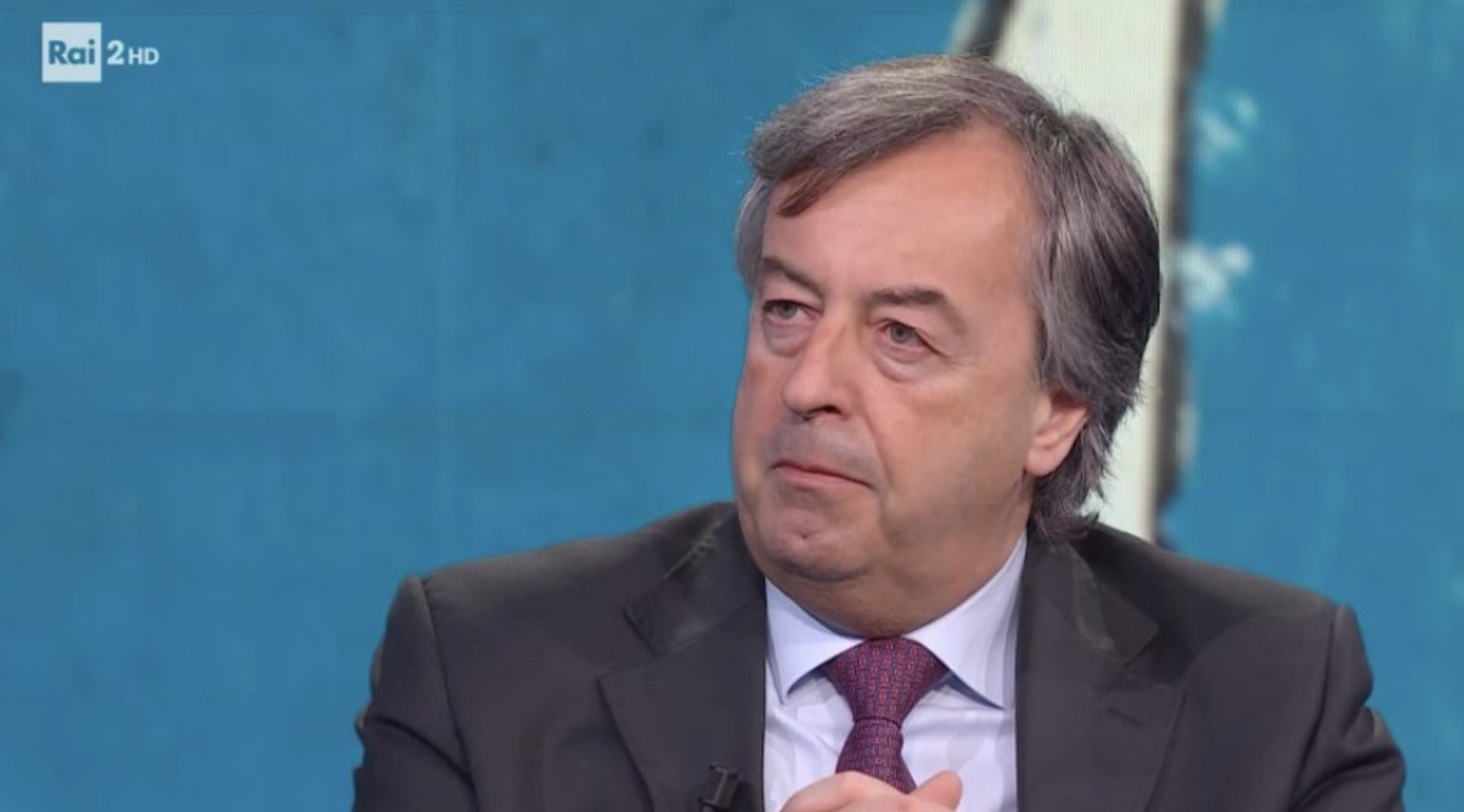 Roberto Burioni: “Non sono un presenzialista. Non comparirò in tv almeno fino all’autunno”