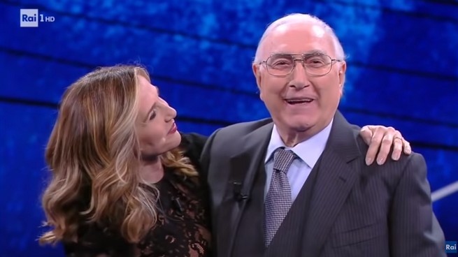 Pippo Baudo a Blogo: “Lorella Cuccarini fuori dalla Rai? Mi dispiace moltissimo, il sovranismo è una scusa per cacciarla”