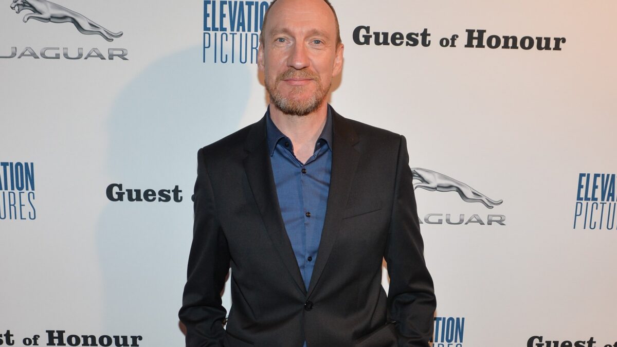 David Thewlis chiarisce: sarà in tre sequel di Avatar, ma non in Avatar 2