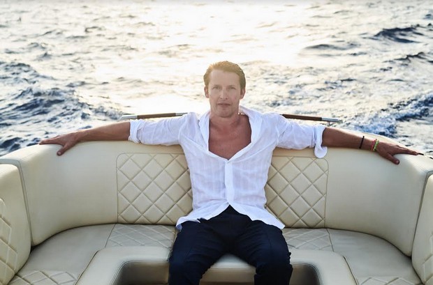 James Blunt: Once Upon A Mind (Time Suspended Edition) è la versione deluxe dell’ultimo album