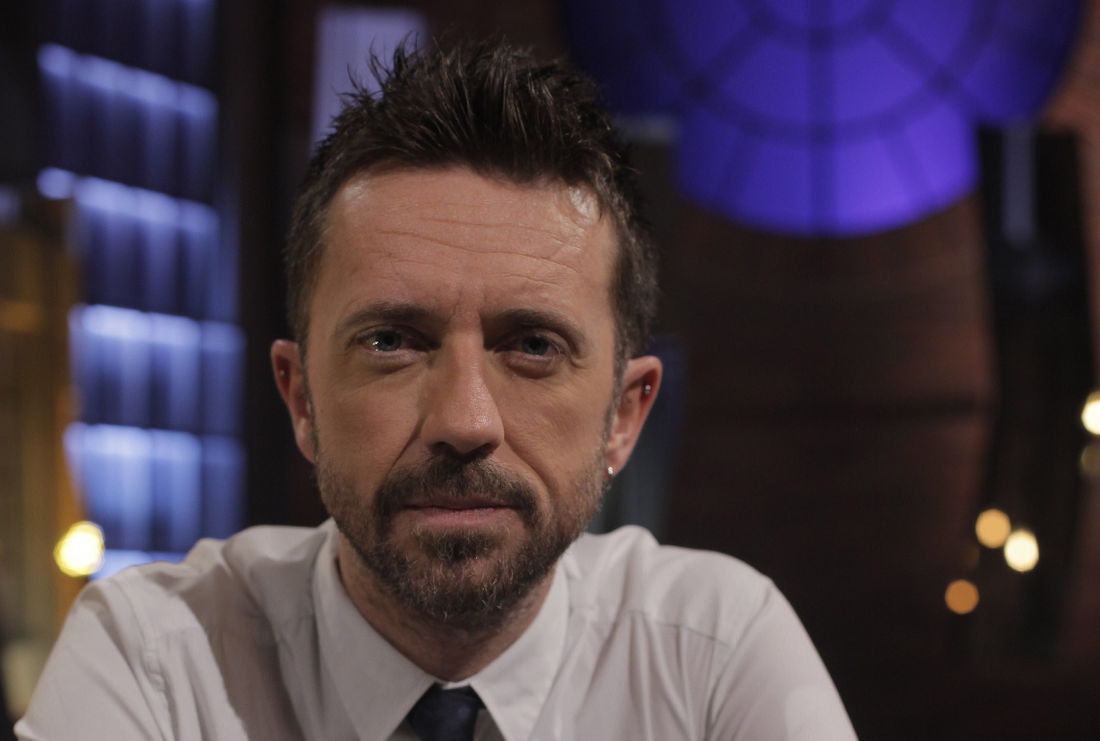 Accordi & Disaccordi, Andrea Scanzi a Blogo: “Una stagione difficile e indimenticabile, ma mi piacerebbe avere meno veti dai politici. Il sogno? Un programma in stile Blitz”