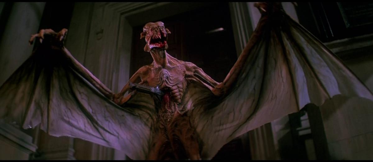 Space Vampires compie 35 anni: recensione e curiosità sul fanta-horror di Tobe Hooper