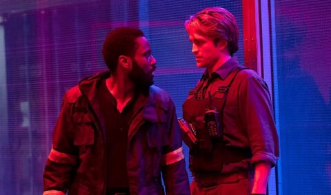 Tenet: Christopher Nolan fornisce nuovi dettagli sul suo misterioso thriller hi-tech