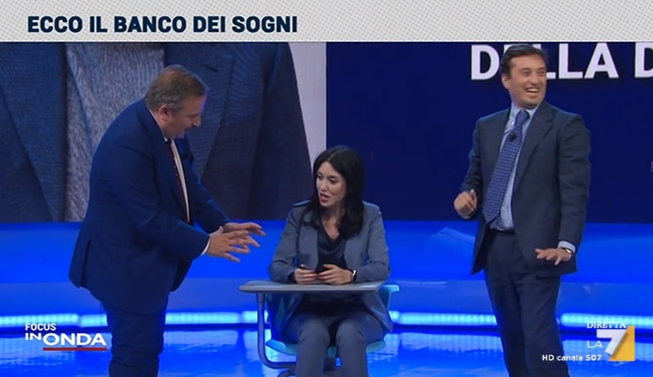 In Onda, Lucia Azzolina diventa ospite fisso e risponde ai messaggi da casa