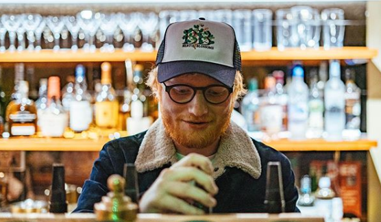 Ed Sheeran e le rivelazioni del suo passato tra alcol, cibo spazzatura e cocaina