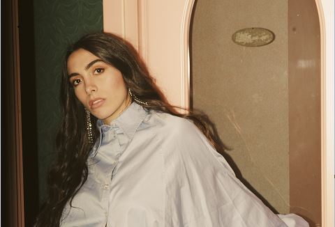 Ellynora a Blogo: “NIÑA BLANCA, un brano terapeutico con una preghiera di protezione per le persone che si perdono o che sono in vita”