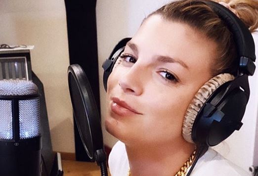 Emma: “A fine agosto uscirà un nuovo singolo per arricchire “Fortuna””. E sul suo ruolo di giudice a X Factor…