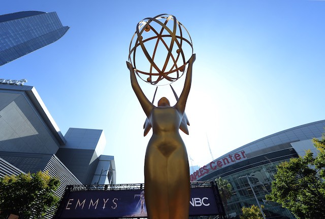 La cerimonia degli Emmy Awards 2020 sarà virtuale: collegamenti online con i vincitori