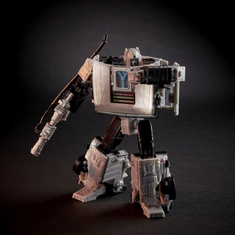 Ritorno al futuro e Transformers: la nuova action figure crossover