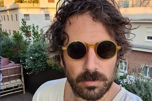 Tommaso Paradiso, album solista e tour rimandati nella primavera 2021