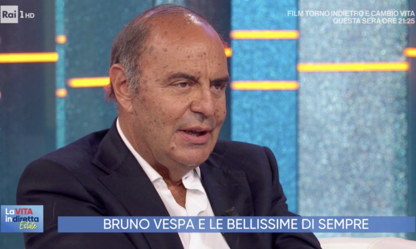 La maratona estiva di Bruno Vespa: otto ospitate in dieci giorni per la promozione del suo libro