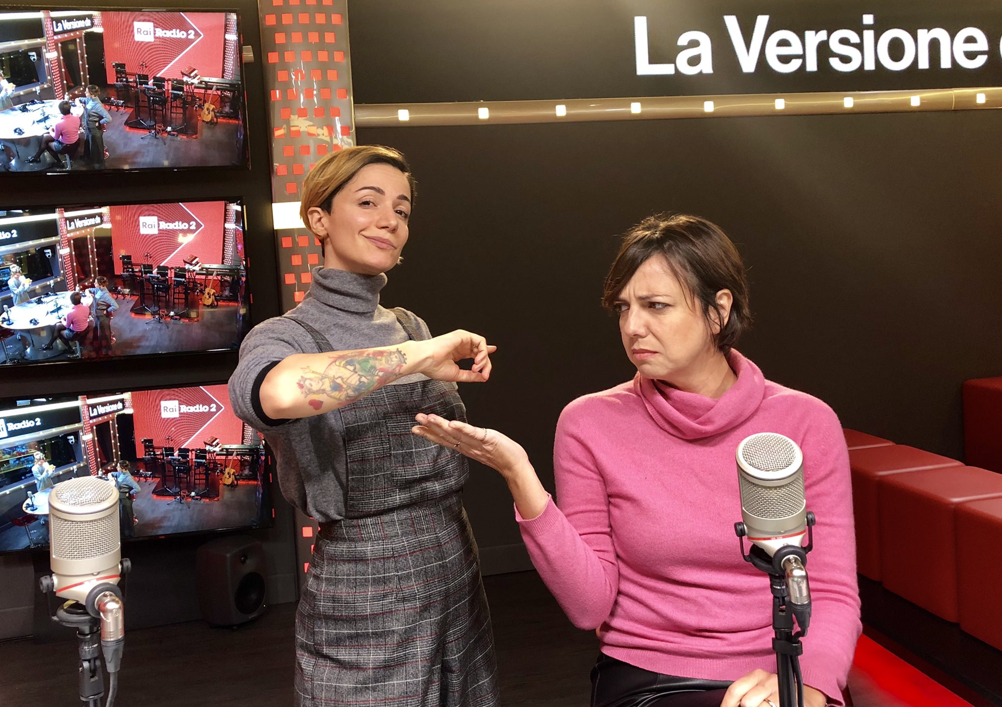 Andrea Delogu: “In Rai nessuno mi obbliga a coprirmi i tatuaggi”