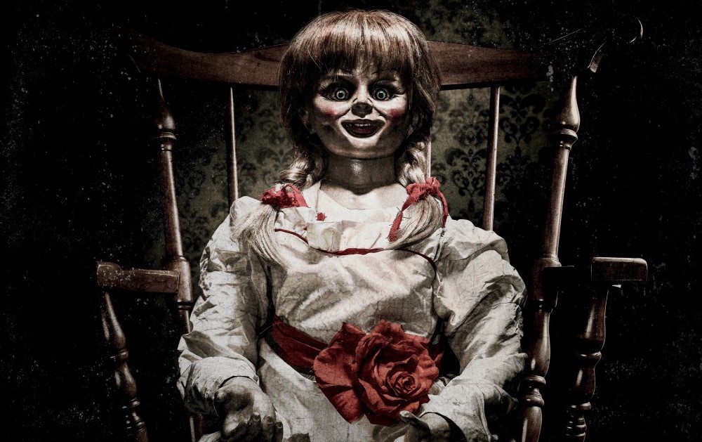 Annabelle: la bambola horror scappa dal museo dell’occulto e la bufala fa tendenza su Twitter