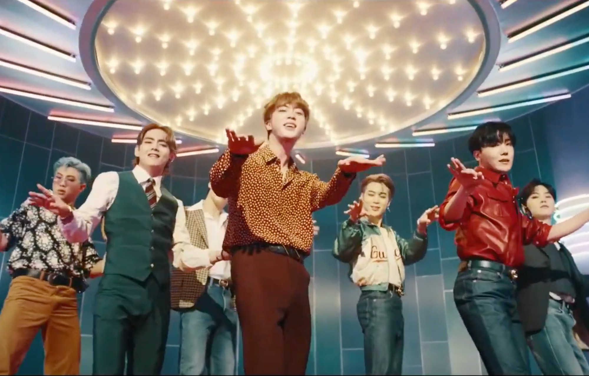 Dynamite dei BTS è record di visualizzazioni su YouTube: il video è stato visto 98,3 milioni di volte in 24 ore