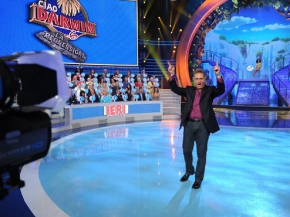 Ciao Darwin 6 – Ieri vs Domani (da www.ciaodarwin.mediaset.it)