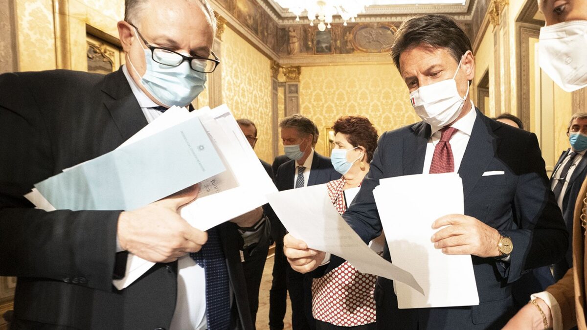 Decreto ristori bis oggi in Cdm, Conte: “Importi moltiplicati”. Le novità