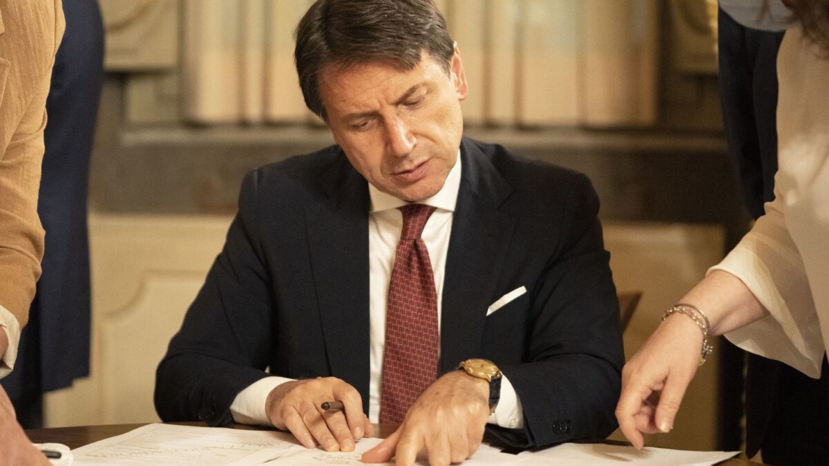 Nuovo Dpcm in Gazzetta, nessuna zona verde in Italia: misure e restrizioni in vigore dal 5 novembre