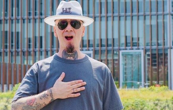 J-Ax su Fedez: “Abbiamo fatto grande musica insieme, è stato un bellissimo momento ma le cose nella vita finiscono”