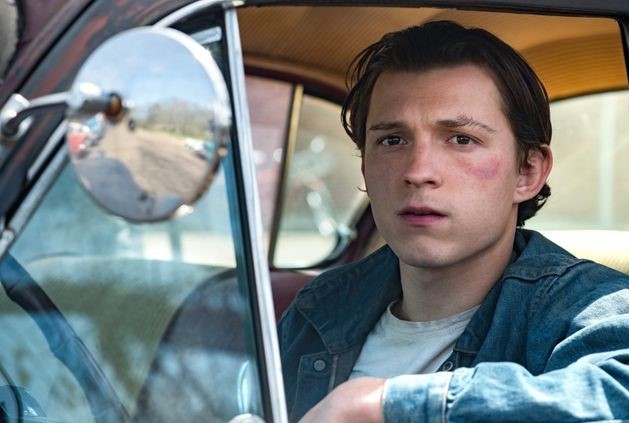 Le strade del male: trailer italiano del film Netflix con Tom Holland e Robert Pattinson