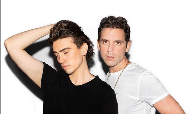 Mika feat. Michele Bravi, Bella d’estate: il duetto in uscita il 28 agosto 2020