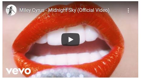 Miley Cyrus, Midnight Sky: lyrics, traduzione, testo e video ufficiale