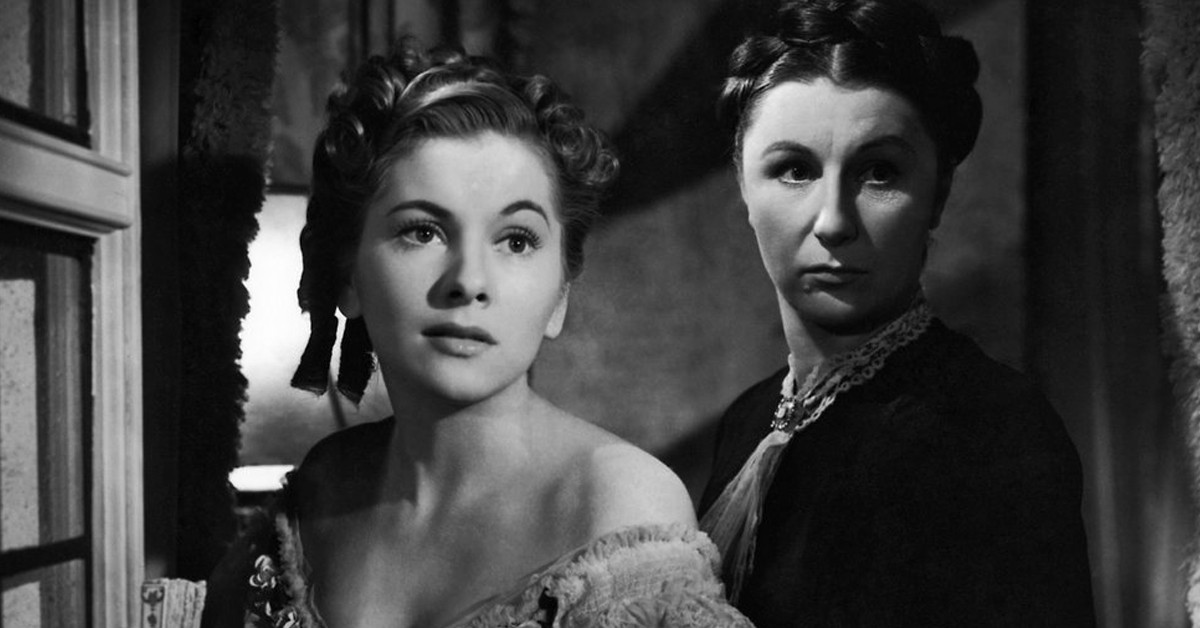 Rebecca: foto del nuovo adattamento di Netflix dopo il classico di Hitchcock