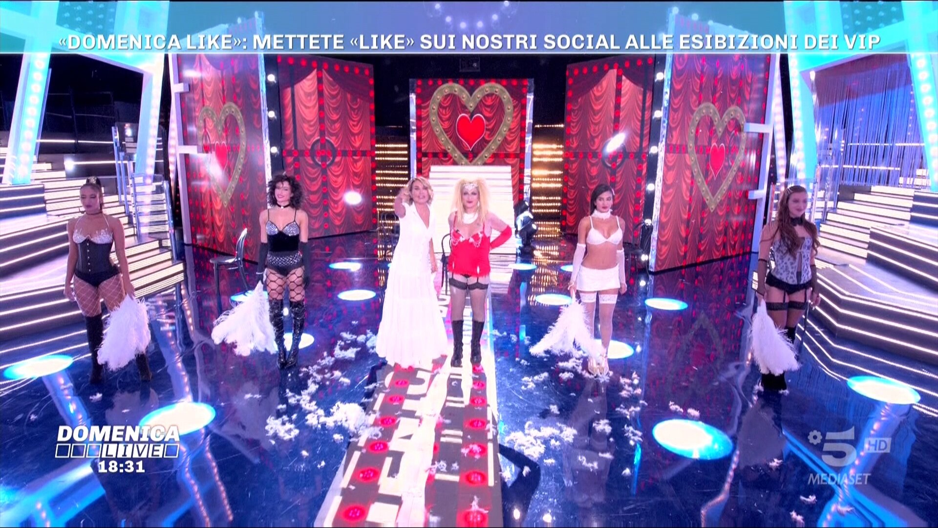 Domenica live e il raddoppio pomeridiano che parte prima