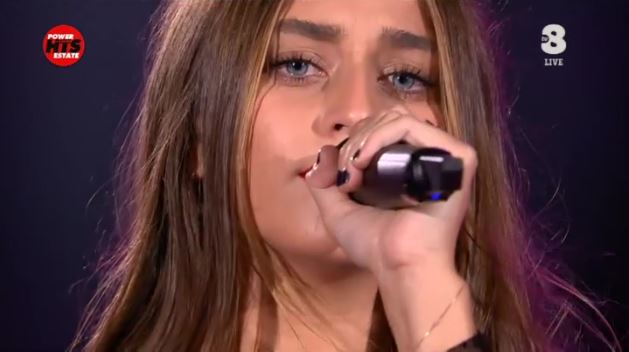Gaia, appello in diretta dopo l’esibizione al Power Hits Estate: “Giustizia per Willy” (video)