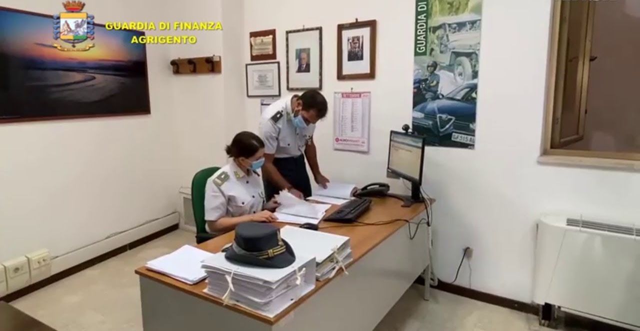 Agrigento: reddito di cittadinanza ai mafiosi, 69 indagati