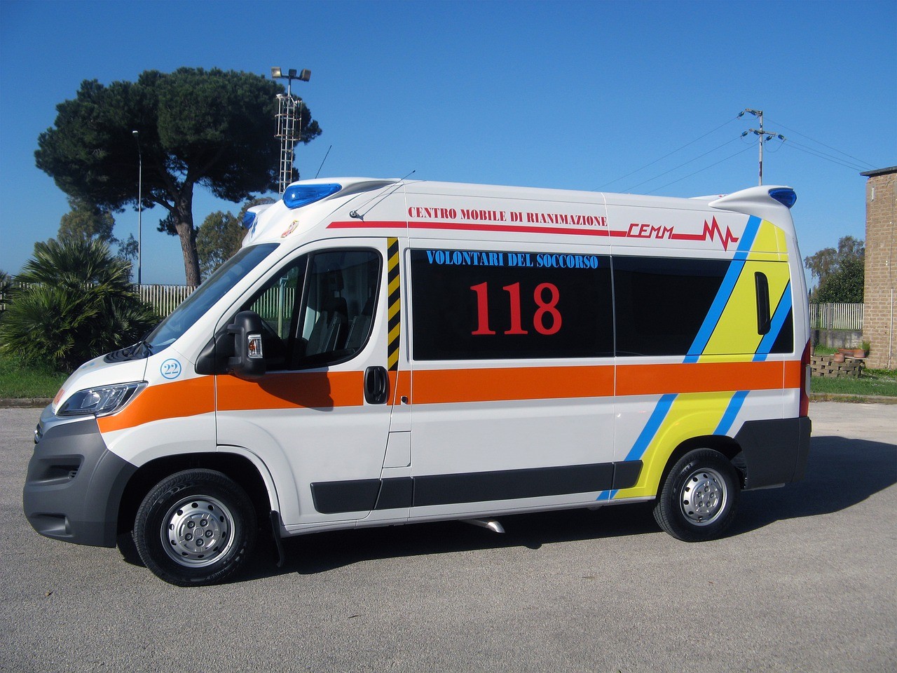 Napoli: 11enne si uccide lanciandosi dal balcone, istigazione al suicidio?